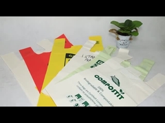 Verschiedene Näh- und Druckarbeiten Recycling-Plastik-Einkaufstaschen